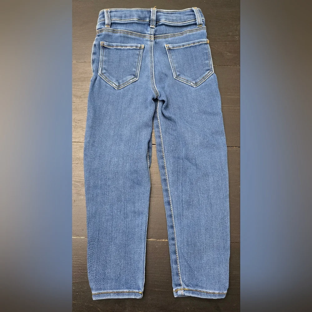 Girls Size 5 Outfit